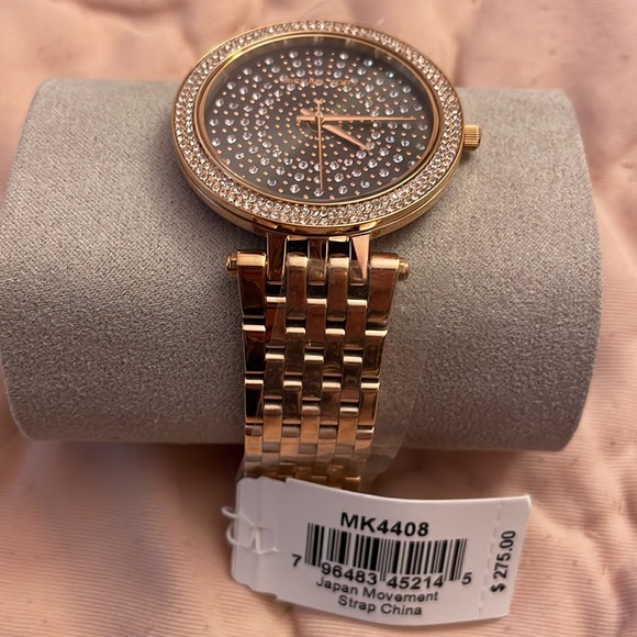 COPY - Michael Kors Watch - Picture 7 of 9